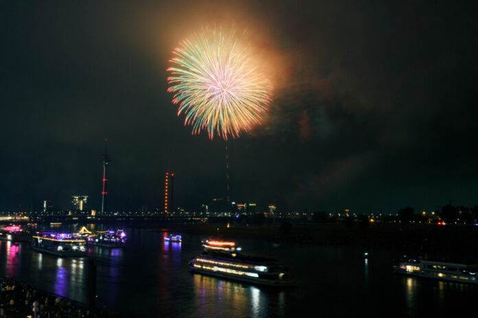 Den Abschluss bildet auch im kommenden Jahr ein Feuerwerk. Foto: Dlive/Richard Salomon