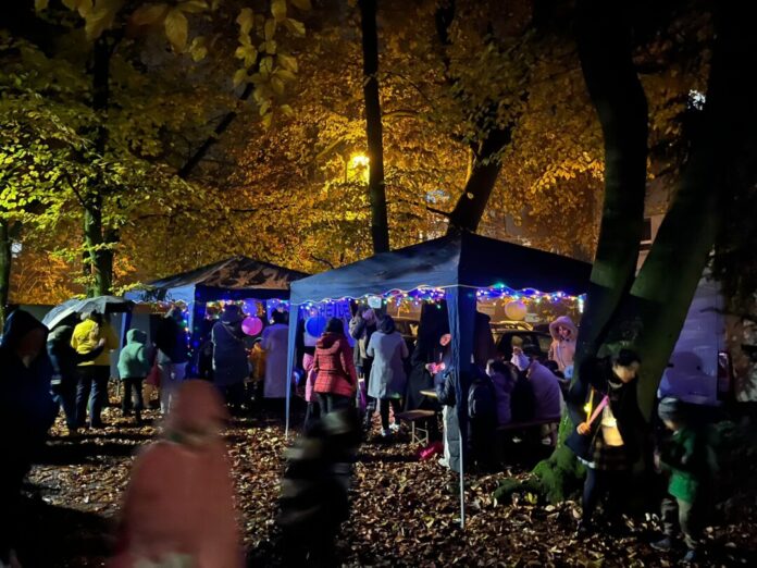 So sah der Lichterwald im vergangenen Jahr aus. Foto: Stadt Erkrath