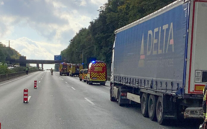 Die Unfallstelle auf der A3. Foto: FW Mettmann