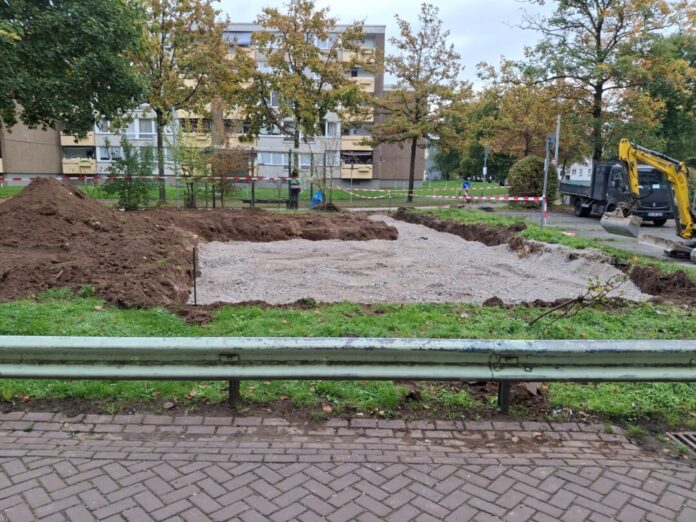 Ein Müllsammelplatz entsteht. Foto: SPD Erkrath