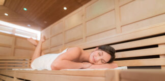 Feierabend-Entspannung im Allwetterbad Am 6. November findet wieder die beliebte After-Work-Sauna in der Sauna Lintorf statt. Foto: Falco Peters/ Stadtwerke Ratingen