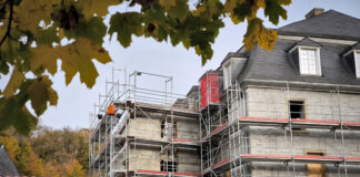 Schloss Hardenberg auf dem Weg zum Nuturerlebniszentrum: Kreis unterstützt mit 1,1 Millionen Euro