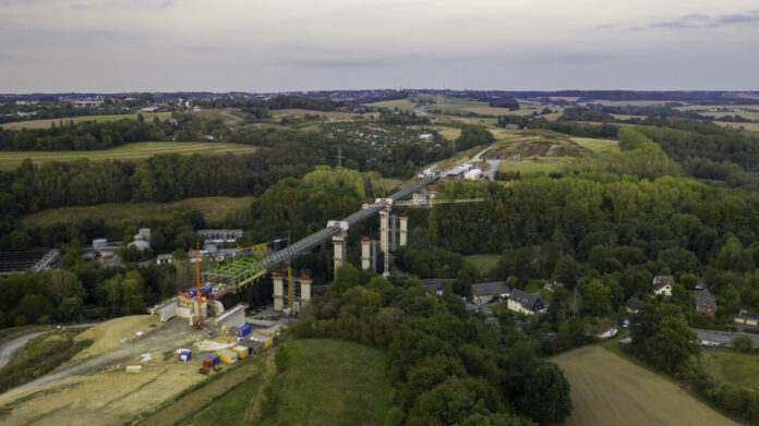 Bereits 2020 war die Brücke zum Lückenschluss Bereit, Bild: Nestocom