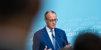Bundeskanzler Friedrich Merz (CDU) gerät wegen seiner Äußerungen über das «Stadtbild» und die Migration immer stärker unter Beschuss. (Archivbild)