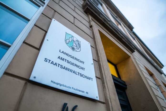 Prozess nach Tod einer Zwölfjährigen im Krankenhaus Nach dem Tod einer jungen Patientin in einem Krankenhaus im Kreis Lippe verhandelt das Amtsgericht Detmold in der Sache. (Archivbild)
