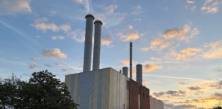 Üben für die Stromkrise: WSW machen „Schwarzstart“ Das Heizkraftwerk der WSW am Clef in Barmen. Foto: WSW