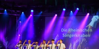 Der Chor präsentierte Ausschnitte aus „Carneval der Melodien“. Foto: Knabenchor Hösel