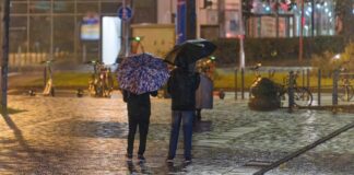 Der Oktober war in NRW nicht golden: Laut Deutschem Wetterdienst fiel mehr Regen als üblich und es gab zu wenige Sonnenstunden. (Archivbild)