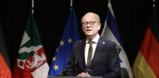 Landtagspräsident wirbt für Yad-Vashem-Ableger in NRW Landtagspräsident André Kuper (CDU) spricht während einer Feierstunde anlässlich des 60. Jubiläums der deutsch-israelischen Beziehungen. (Archivfoto)