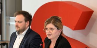 Die Parteichefin der SPD in Nordrhein-Westfalen, Sarah Philipp, und Generalsekretär Cordes stellen eine außergewöhnliche Kampagne vor. (Archivbild)