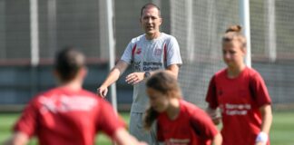 Leverkusens Frauen unter Roberto Pätzold spielten Remis in Köln. (Archivbild)