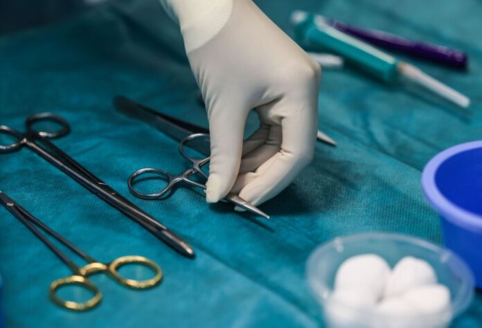 Chirurgie Viele Behandlungsfehler werden nicht erkannt. (Symbolbild)