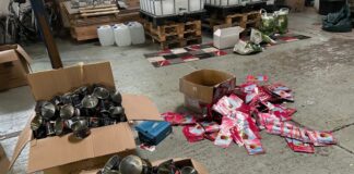 Der Straßenverkaufswert des Rauschgifts liegt laut Ermittlern bei rund 122.000 Euro.