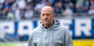 Muss die Abwehr umbauen: Kaiserslauterns Trainer Torsten Lieberknecht. (Archivbild)