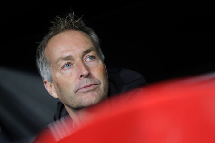 Bayer Leverkusen - PSV Eindhoven Hat vor dem Spiel gegen Paris einige Ausfälle in seiner Mannschaft: Kasper Hjulmand. (Archivbild)