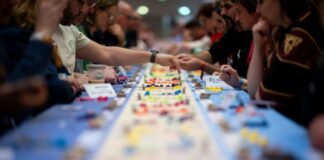Catan-Fans knacken Weltrekord in Essener Grugahalle Genau 1.170 Spieler spielten gleichzeitig das Spiel Catan Connect.