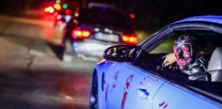 Einsatzkräfte zeigen Präsenz an Halloween Die Polizei will an Halloween an Schwerpunkten Präsenz zeigen und kontrollieren. (Archivbild)