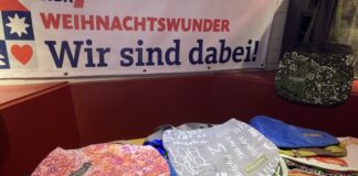 Ratinger Jugendzentren unterstützen “Weihnachtswunder” Ab sofort können selbst genähte Taschen für den guten Zweck erworben werden. Foto: Stadt Ratingen