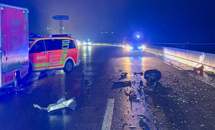 Die Unfallstelle auf der A535. Foto: FW Wülfrath