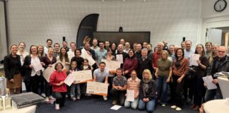 73 Frauen und Männer liefen mit und wurden im Kreishaus geehrt. Foto: Kreis Mettmann