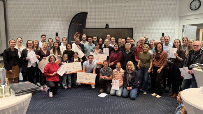 251112_neanderlandCUP 73 Frauen und Männer liefen mit und wurden im Kreishaus geehrt. Foto: Kreis Mettmann