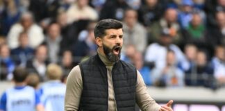 Schalke Trainer Miron Muslic sieht Gegner Elversberg aber auch seine eigene Mannschaft als «Btocken». (Archivbild)