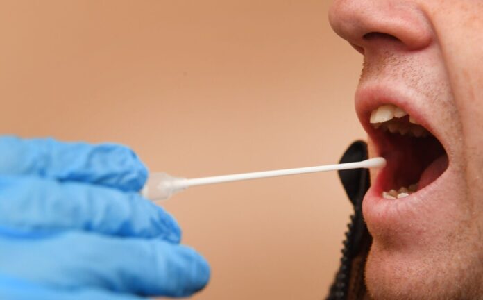 In Köln startet die Polizei eine großangelegte DNA-Untersuchung zur Aufklärung eines Mordfalls aus dem Jahr 1989. (Symbolbild)