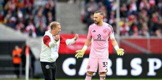 Fortuna-Coach Markus Anfang (li.) und Torwart Florian Kastenmeier: Was tun?