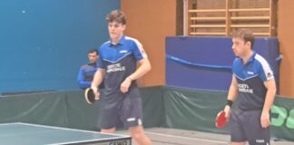 Tischtennis: SV Union II rückt auf Platz drei vor Sind aktiv für SV Union Velbert: Das Doppel aus Noah Hersel und Michael Servaty. Foto: SV Union Velbert