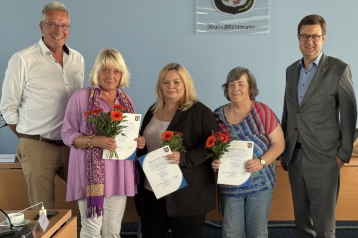 AlbersParrhysiusOlschewskiRömerGilbert Für den Kreis Mettmann hat die die Kommunale Konferenz für Gesundheit, Alter und Pflege des Kreises drei Ombudsfrauen bestellt. Foto: Kreis ME