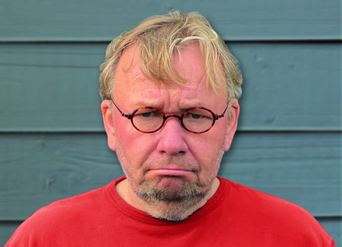 Bernd_Stelter_RegDichnichtauf_M.Esser Bernd Stelter präsentiert am Donnerstag, den 20.11.2025, sein neues Programm „Reg dich nicht auf! Gibt nur Falten.“ in der Stadthalle Erkrath. Foto: M. Esser