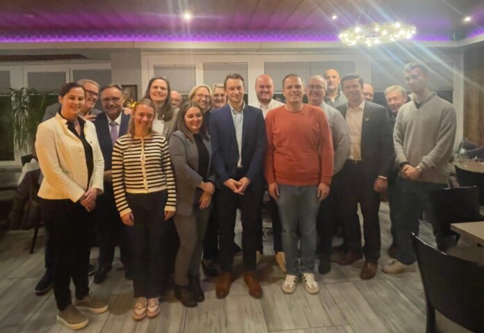 Voller Tatendrang, Mitglieder des Vorstandsteams CDU Hösel-Eggerscheidt, Bild: CDU OV Hösel-Eggerscheidt