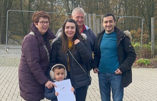 Durch viel Engagement haben die Wildtiere reichlich leckeres Futter. Foto: SPD Erkrath Durch viel Engagement haben die Wildtiere reichlich leckeres Futter. Foto: SPD Erkrath