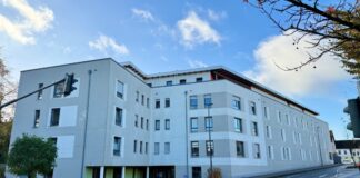 Heiligenhaus: Wohnungsbaugesellschaft übernimmt Immobilie Ein Jahr nach ihrer Gründung zeigt die städtische Wohnungsbaugesellschaft, dass sie aktiv handelt. Foto: HBIG