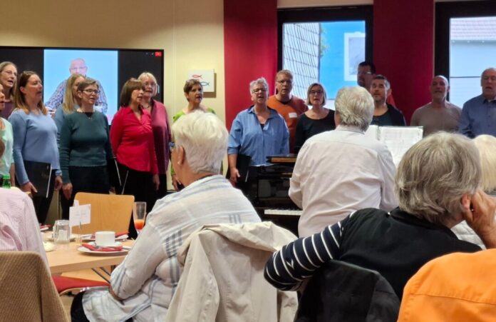 Der Mettmanner Chor "MElodie" sorgte für musikalische Highlights. Foto: privat