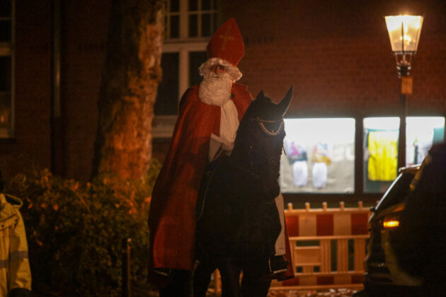 Impressionen vom St. Martinszug in Ratingen Innenstadt 2025, Bild Alexander Heinz