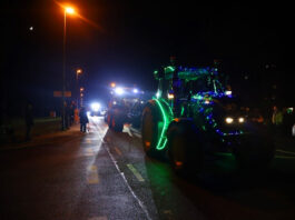 Die Traktoren-Lichterfahrten im Kreis Mettmann sind inzwischen zu einer Tradition geworden. Foto: Volkmann