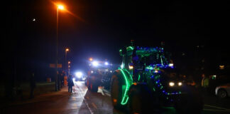 Die Traktoren-Lichterfahrten im Kreis Mettmann sind inzwischen zu einer Tradition geworden. Foto: Volkmann