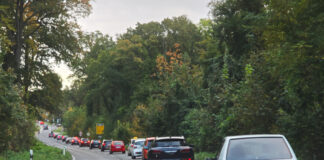 Pendlerstadt: Hier zieht es Ratinger zum Arbeiten hin In NRW pendeln viele Menschen für den Job über die Stadtgrenzen hinaus - viele von ihnen mit dem Auto. Foto: Heinz