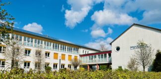 Offene Tür an der Wülfrather Schule am Berg