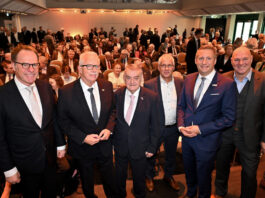 Fast wie eine Ewigkeit: Thomas Hendele nach 26 Jahren als Landrat verabschiedet