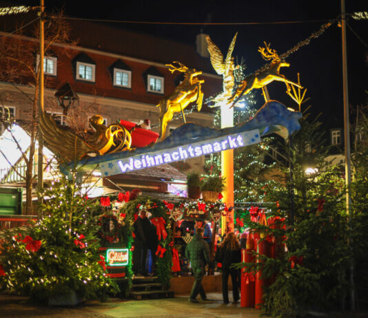 Bis zum 21. Dezember läuft der Weihnachtsmarkt in der Ratinger Innenstadt. Foto: Heinz