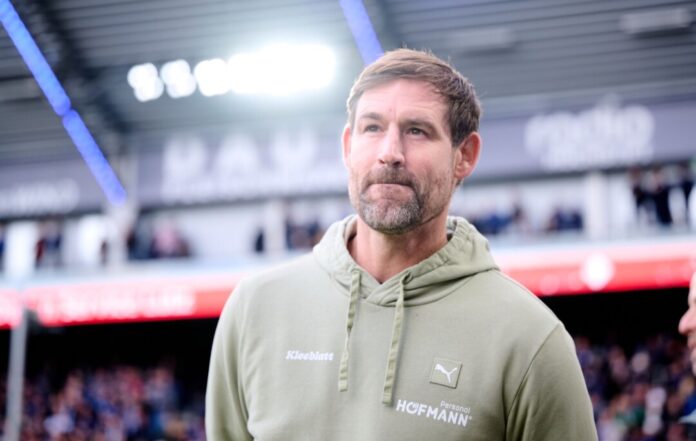 SC Paderborn 07 - SpVgg Greuther Fürth Trainer Thomas Kleine steht in Fürth unter Druck. (Archivbild)