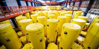 Gericht will vor Atommülltransporten entscheiden Um diesen Atommüll geht es. Er soll von Jülich ins 170 Kilometer entfernte Ahaus transportiert werden. (Archivbild)