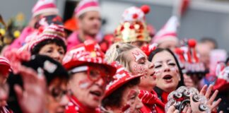 Polizei und Ordnungsamt sind für den jecken Ansturm gerüstet. (Archivbild)