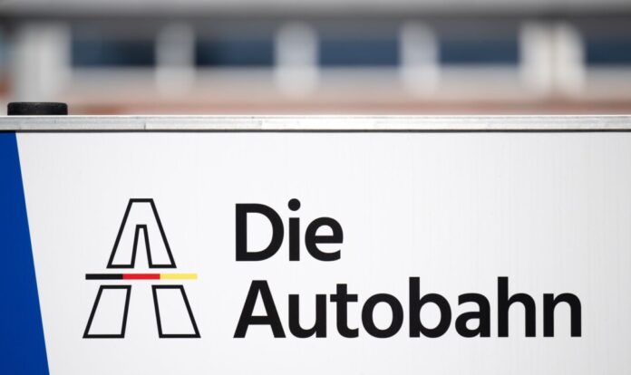 Symbolbild Autobahn Verbindung im Autobahnkreuz Hilden für zwei Wochen gesperrt. (Symbolbild)