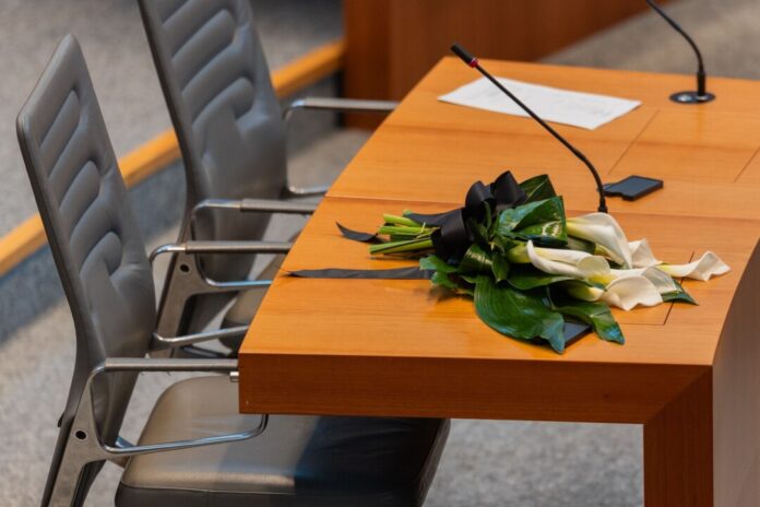 Sechs neue Landtagsabgeordnete vereidigt Der kürzlich gestorbene FDP-Politiker Marc Lürbke hinterlässt eine Lücke im nordrhein-westfälischen Landtag, die nun durch einen Nachrücker geschlossen werden muss.