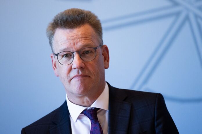 Johannes Wessels Johannes Wessels würde gerne weiter als Rektor an der Spitze der Uni Münster stehen. (Archivbild)