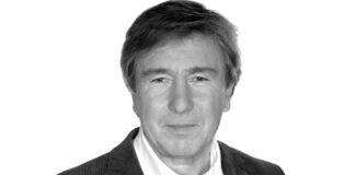 Trauer um TV-Journalist Jürgen Thebrath Der Journalist Jürgen Thebrath hatte zweimal den Grimme-Preis erhalten. (Archivbild)