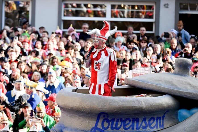 Viel Narrenspott für die Politik: Erzschelm Hoppeditz.